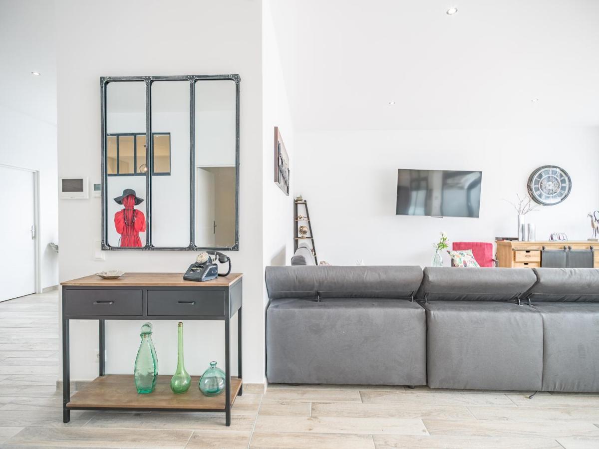 Апартаменты Loft Courtalon - Haut Standing - Patio - Parking Prives Труа Экстерьер фото