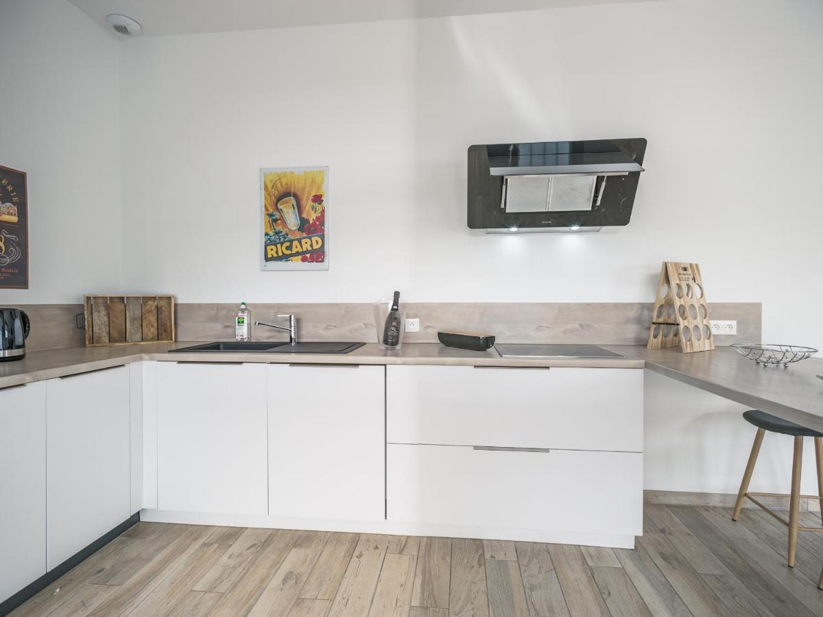 Апартаменты Loft Courtalon - Haut Standing - Patio - Parking Prives Труа Экстерьер фото